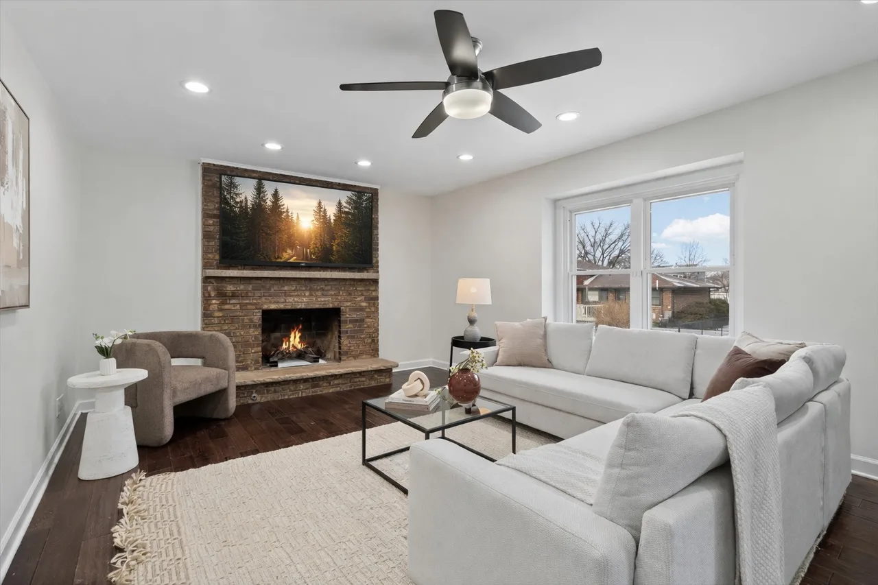 1708 White Place, image 2