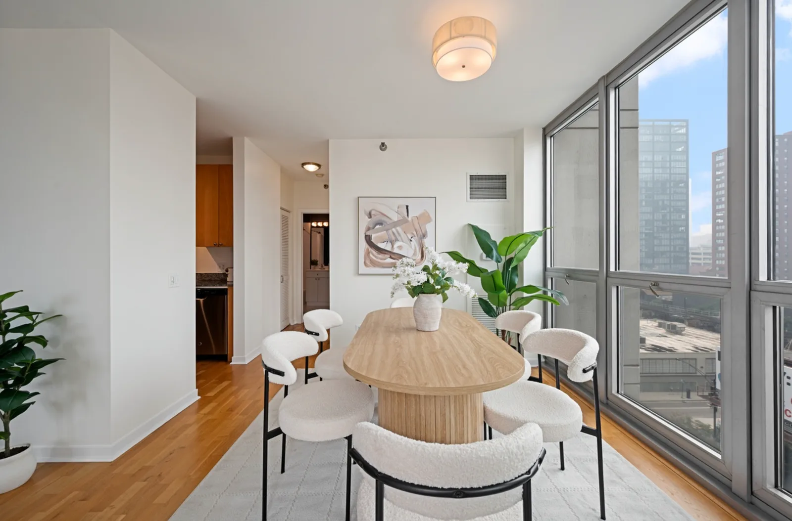 200 W Grand, image 5