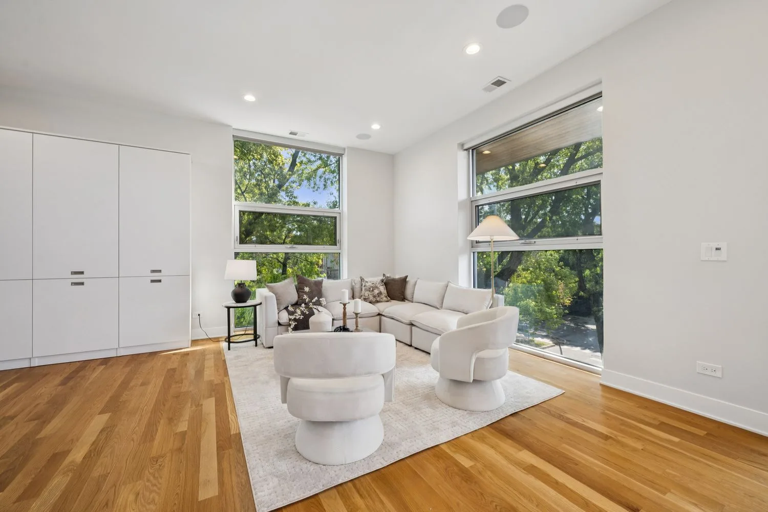 2610 N Mildred, image 10