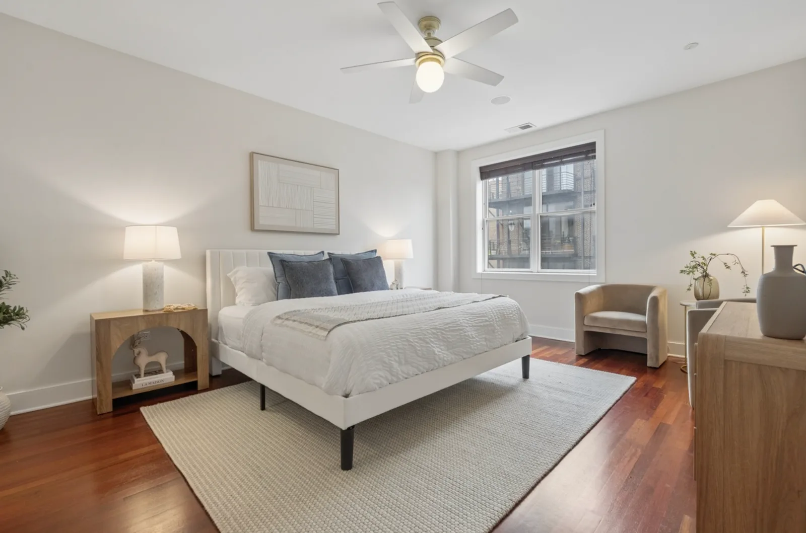 2740 W Armitage, image 4
