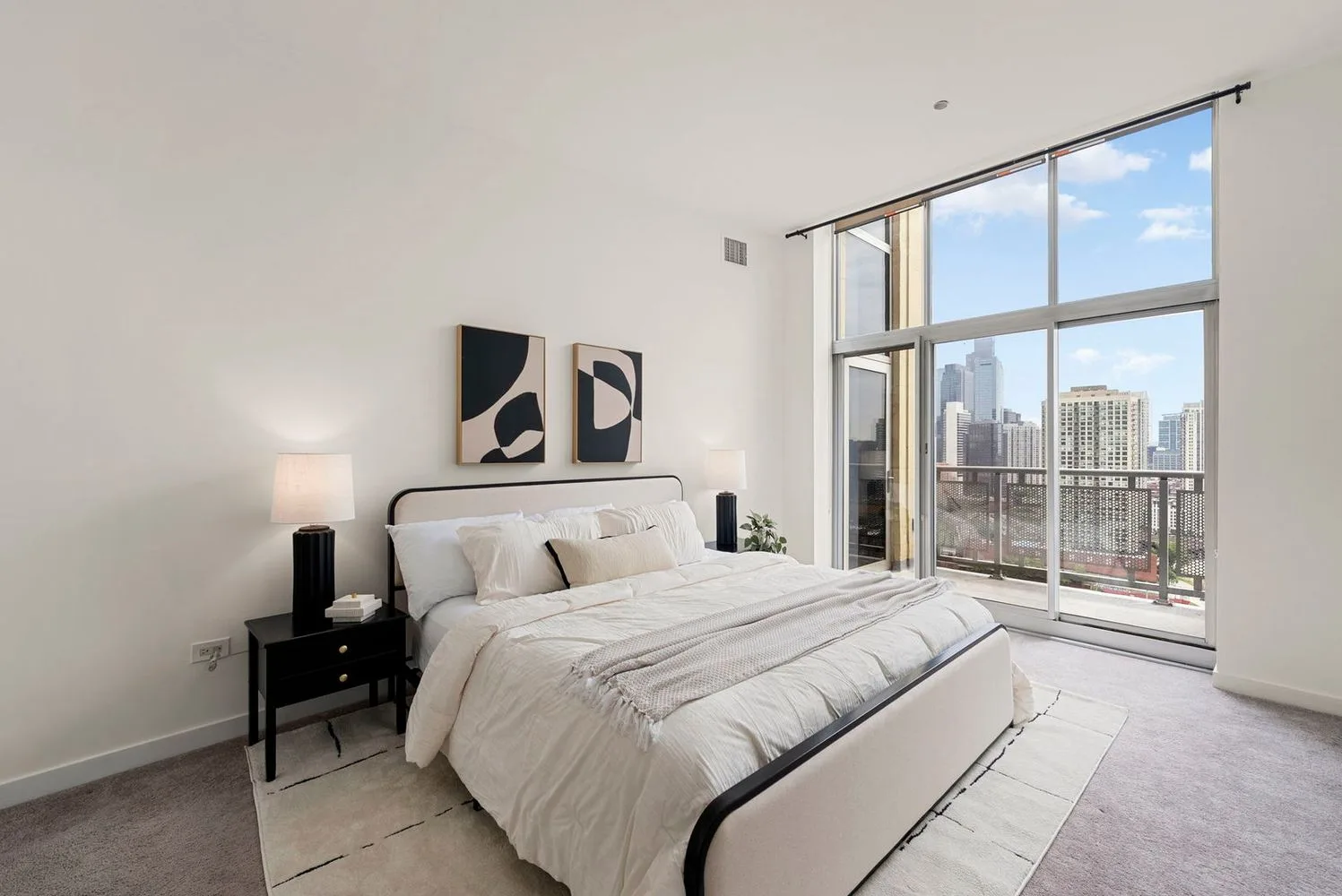 700 N Larrabee, image 3